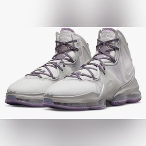Nike Lebron 19 NWT M-8 W-9.5
